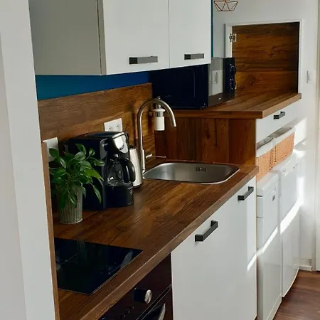 75m2 Avec Piscine Et Jacuzzi Privés, Sauna Et Home-cinéma à 800m Des Commodités Villa *