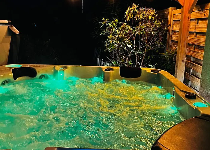 75m2 Avec Piscine Et Jacuzzi Privés, Sauna Et Home-cinéma à 800m Des Commodités * La Baule-Escoublac